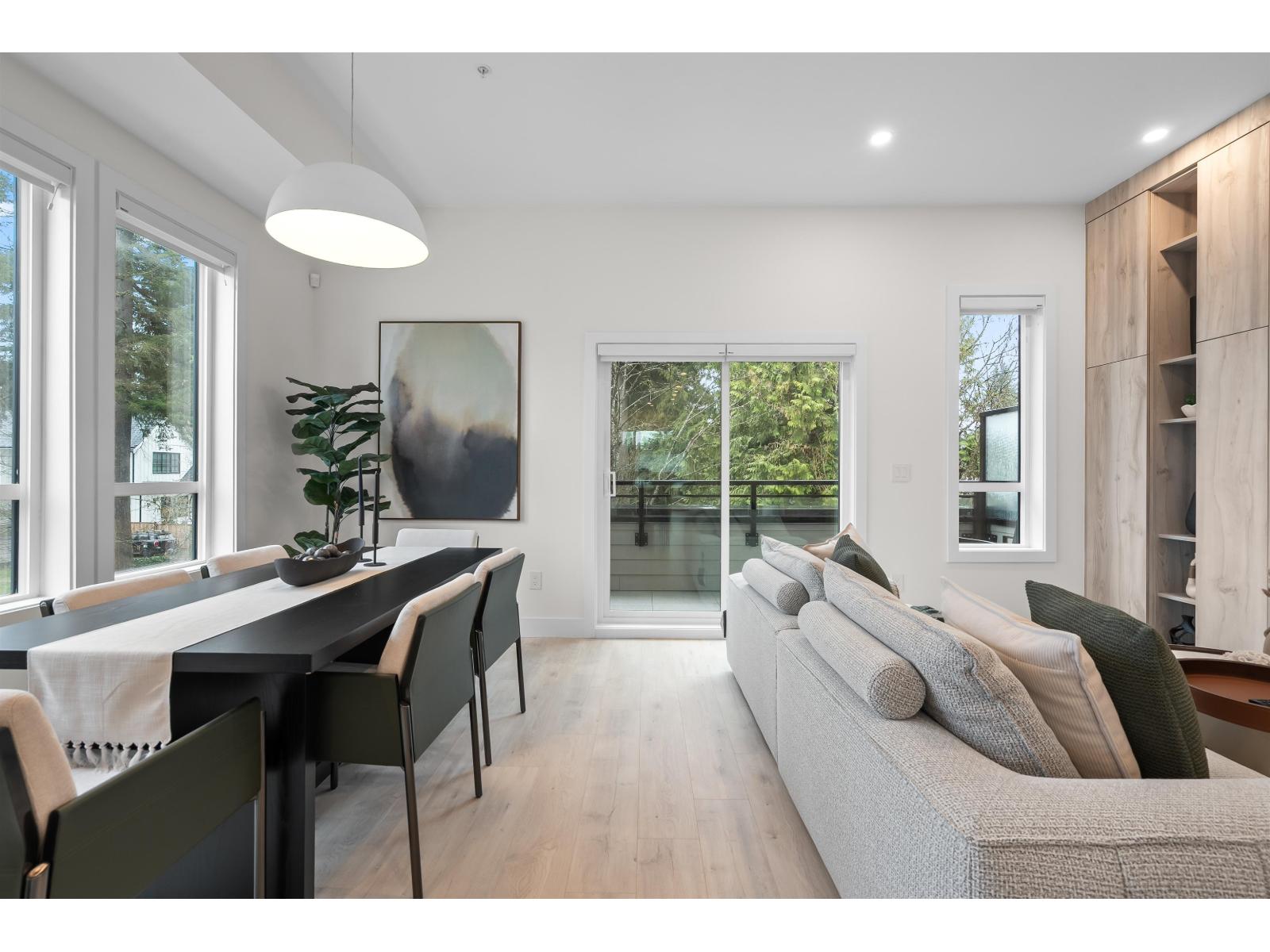 18 4558 208 Street Property Photo 2