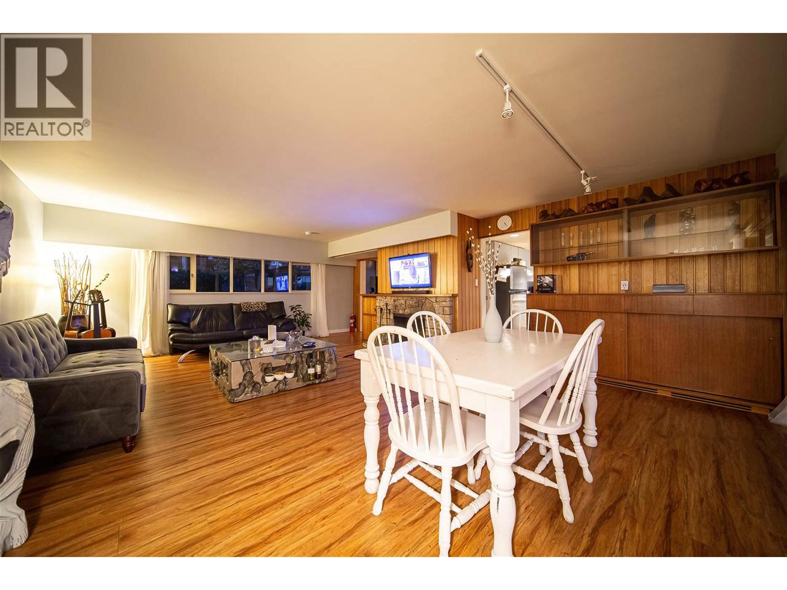 1144 Ottaburn Road Property Photo 4