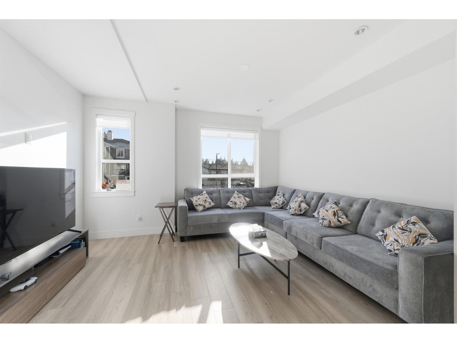 24 11556 72a Avenue Property Photo 4