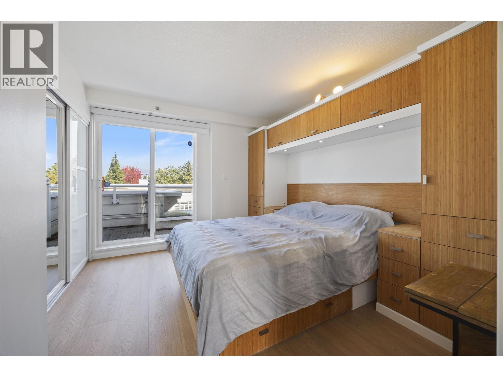 316 2565 W Broadway Street Property Photo 11