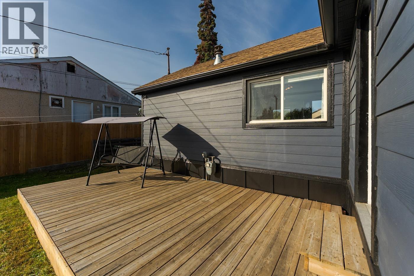 838 Douglas Street Property Photo 15