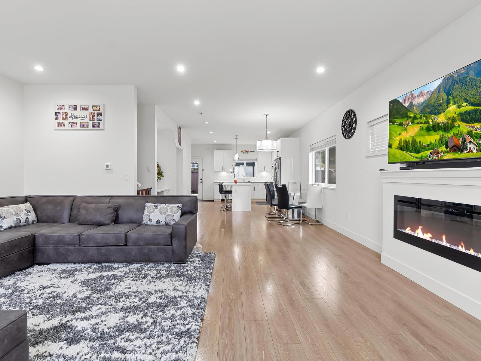 14002 60a Avenue Property Photo 6