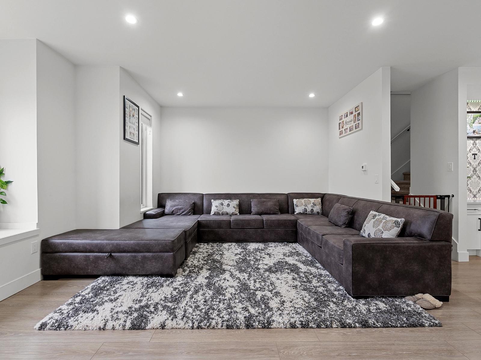 14002 60a Avenue Property Photo 7