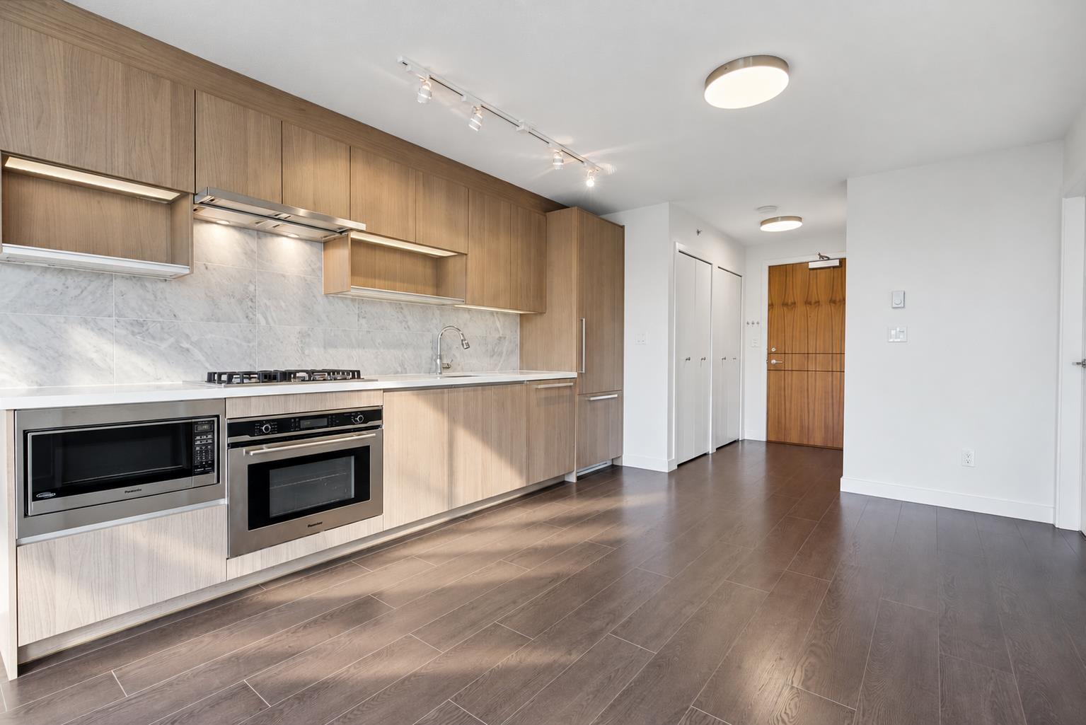 809 13750 100 Avenue Property Photo 11