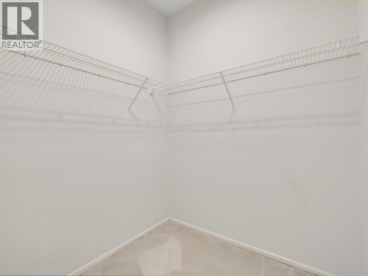 406 5556 14 Avenue Property Photo 14
