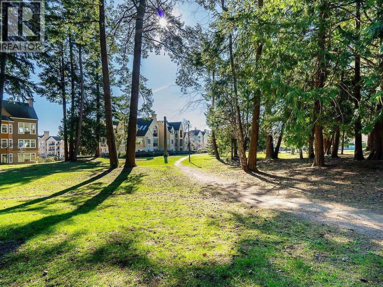 406 5556 14 Avenue Property Photo 34
