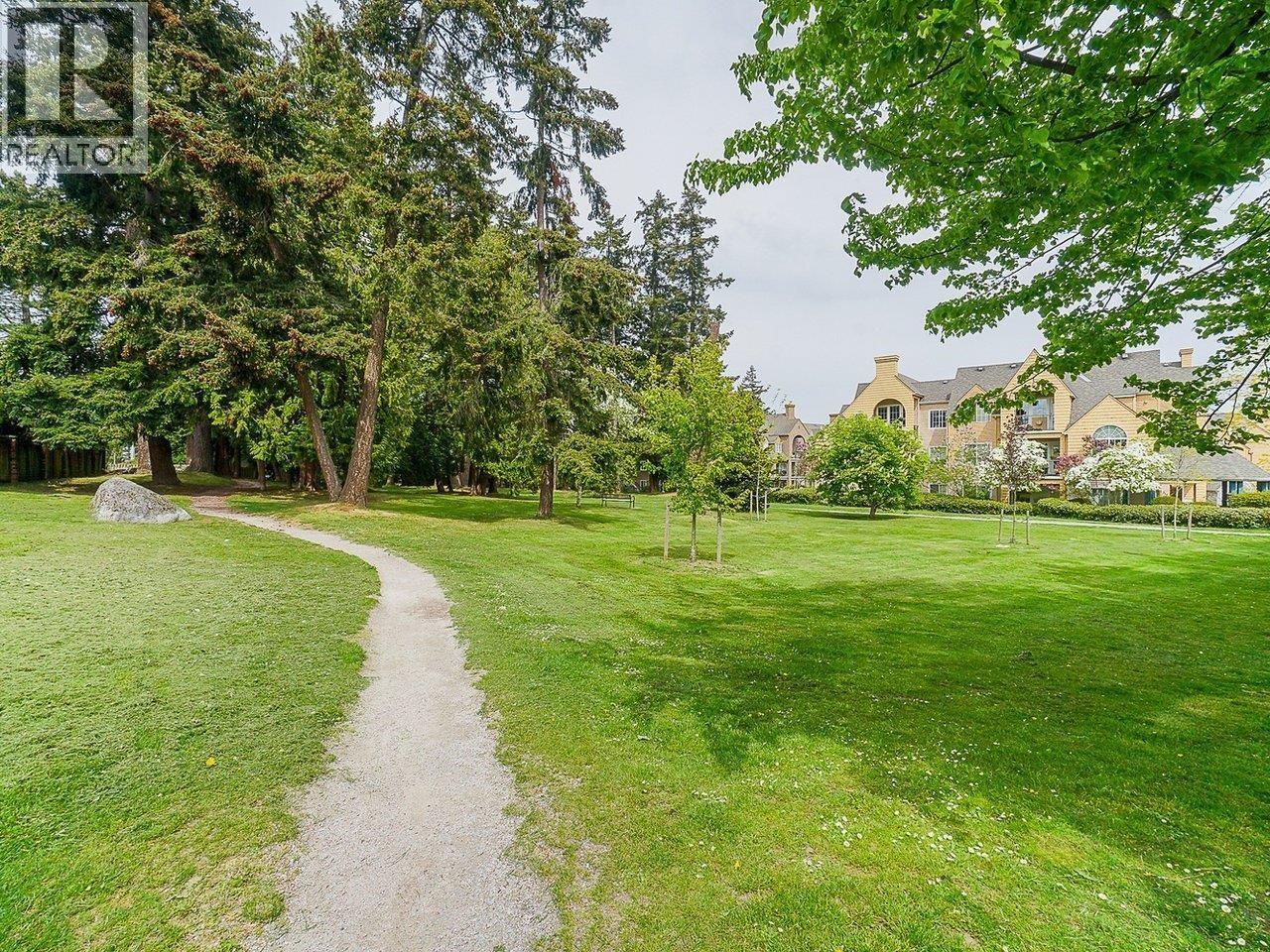 406 5556 14 Avenue Property Photo 35
