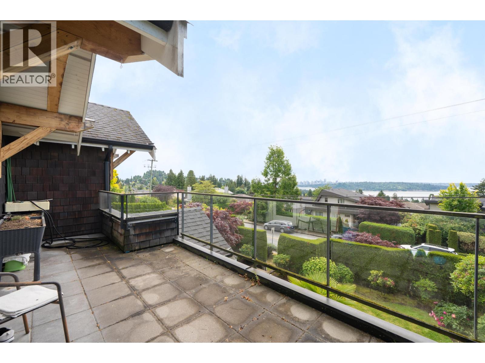 1479 Mathers Avenue Property Photo 17
