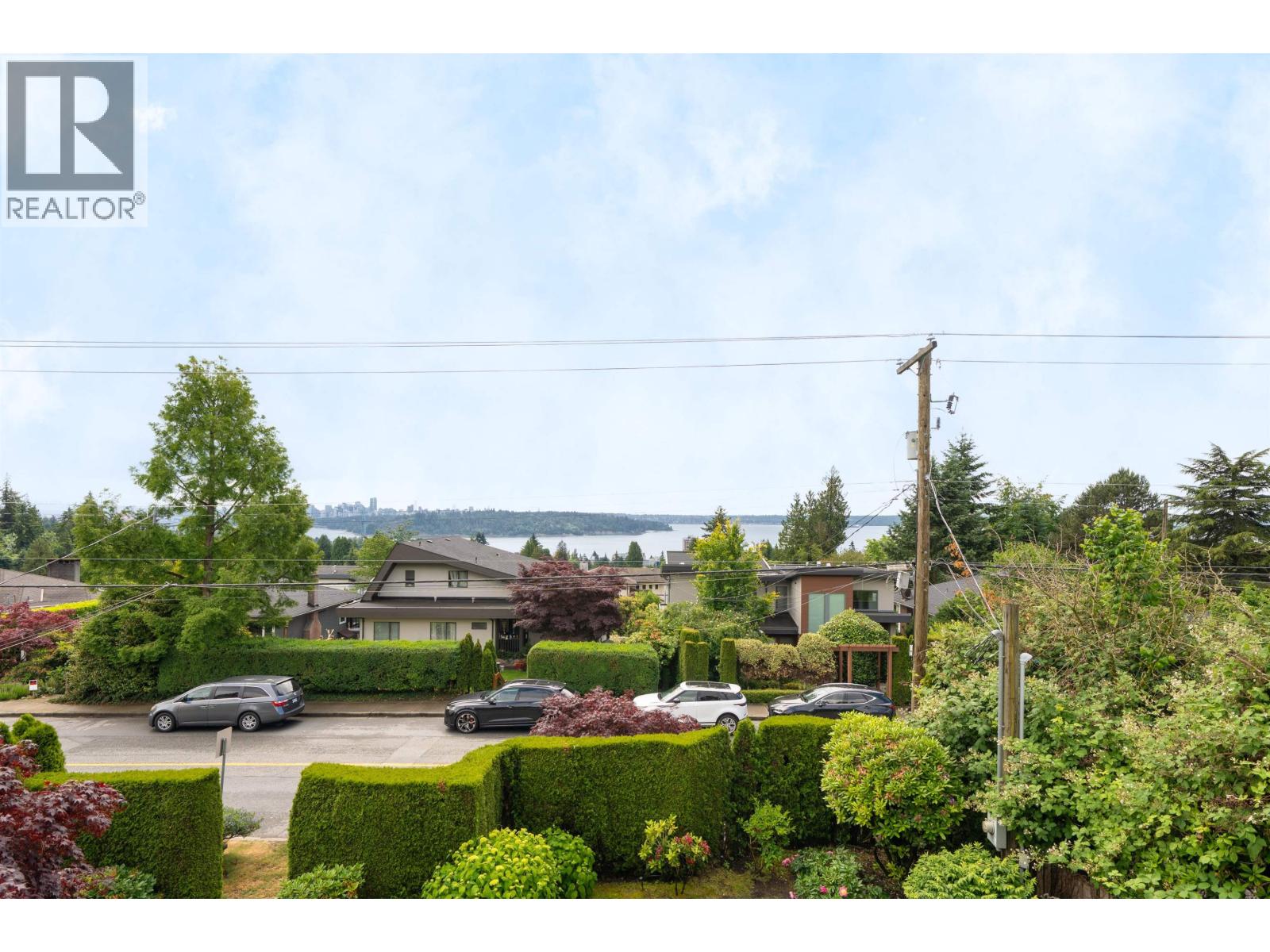 1479 Mathers Avenue Property Photo 18