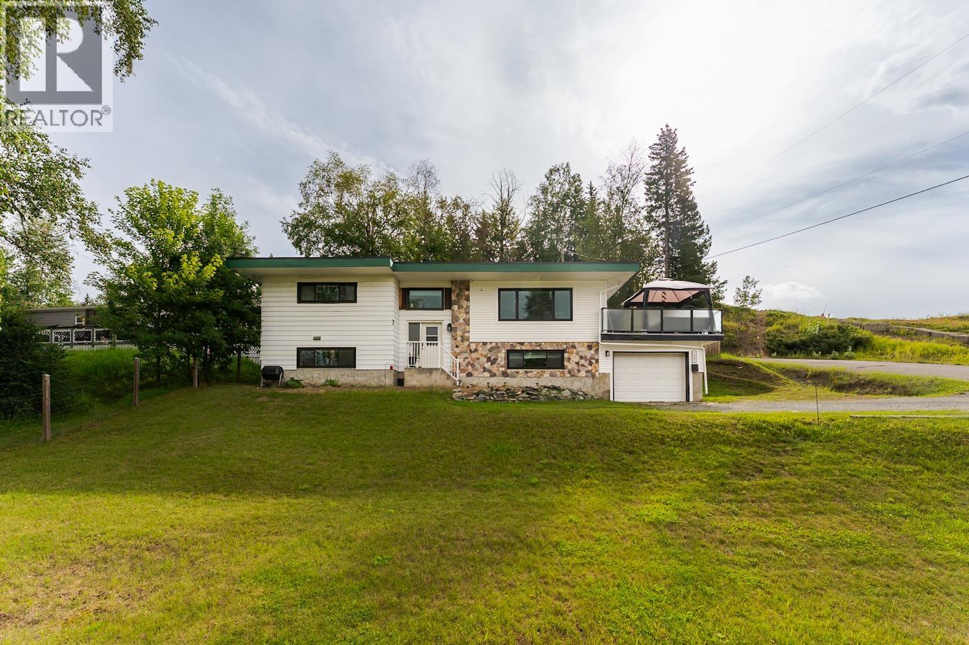 1880 Houghtaling Road Property Photo 1