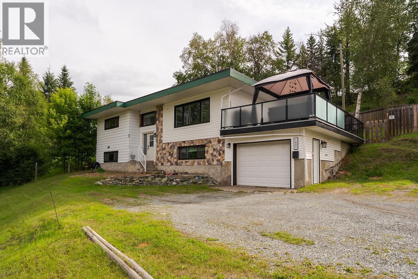 1880 Houghtaling Road Property Photo 3