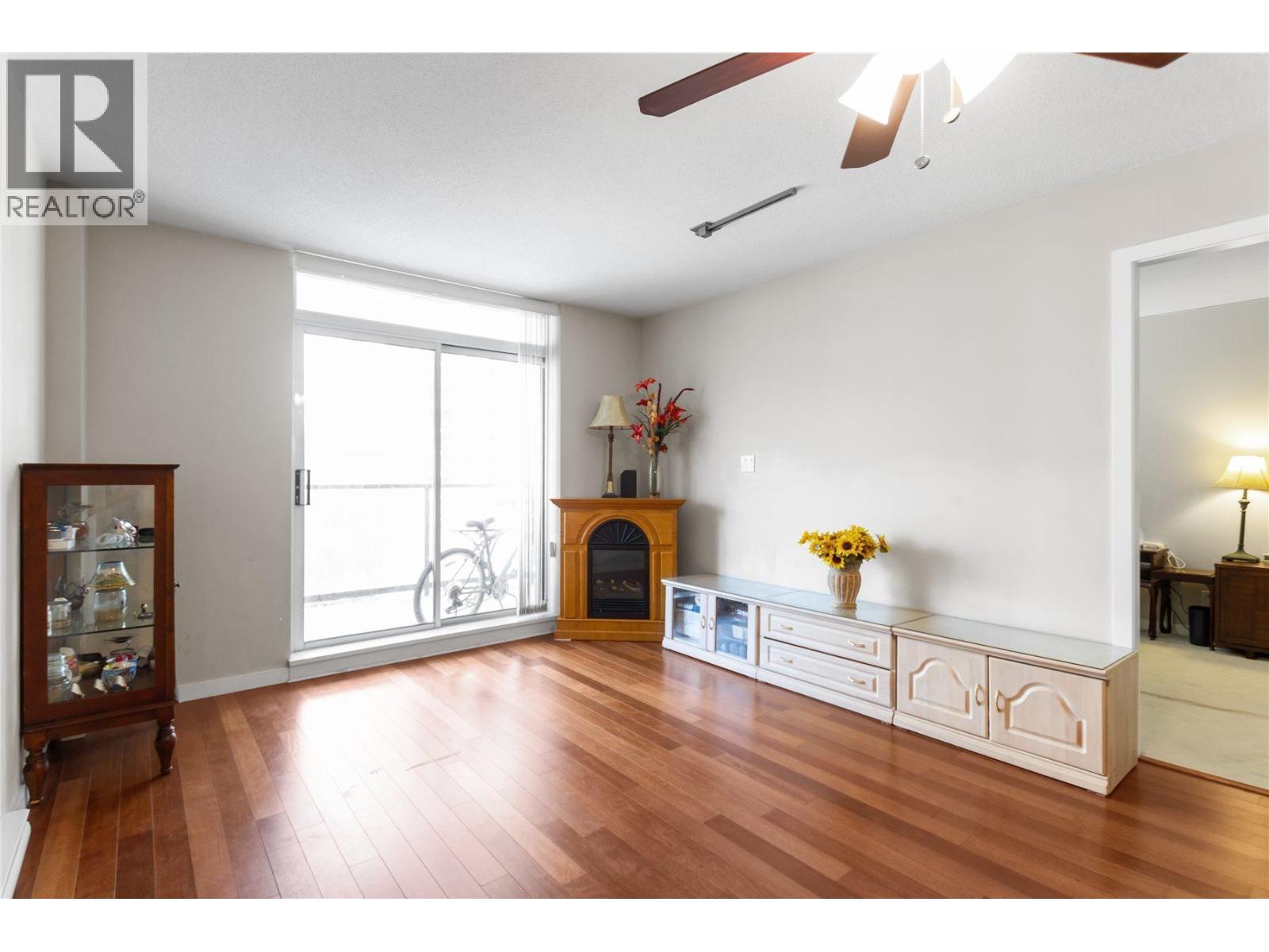 2109 1178 Heffley Crescent Property Photo 5