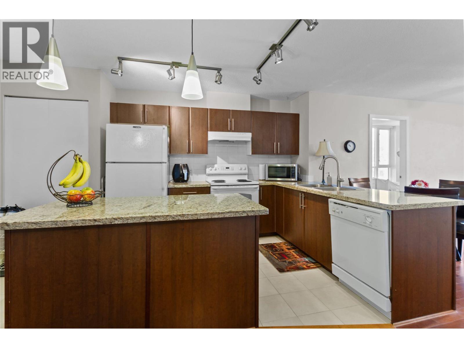 2109 1178 Heffley Crescent Property Photo 10