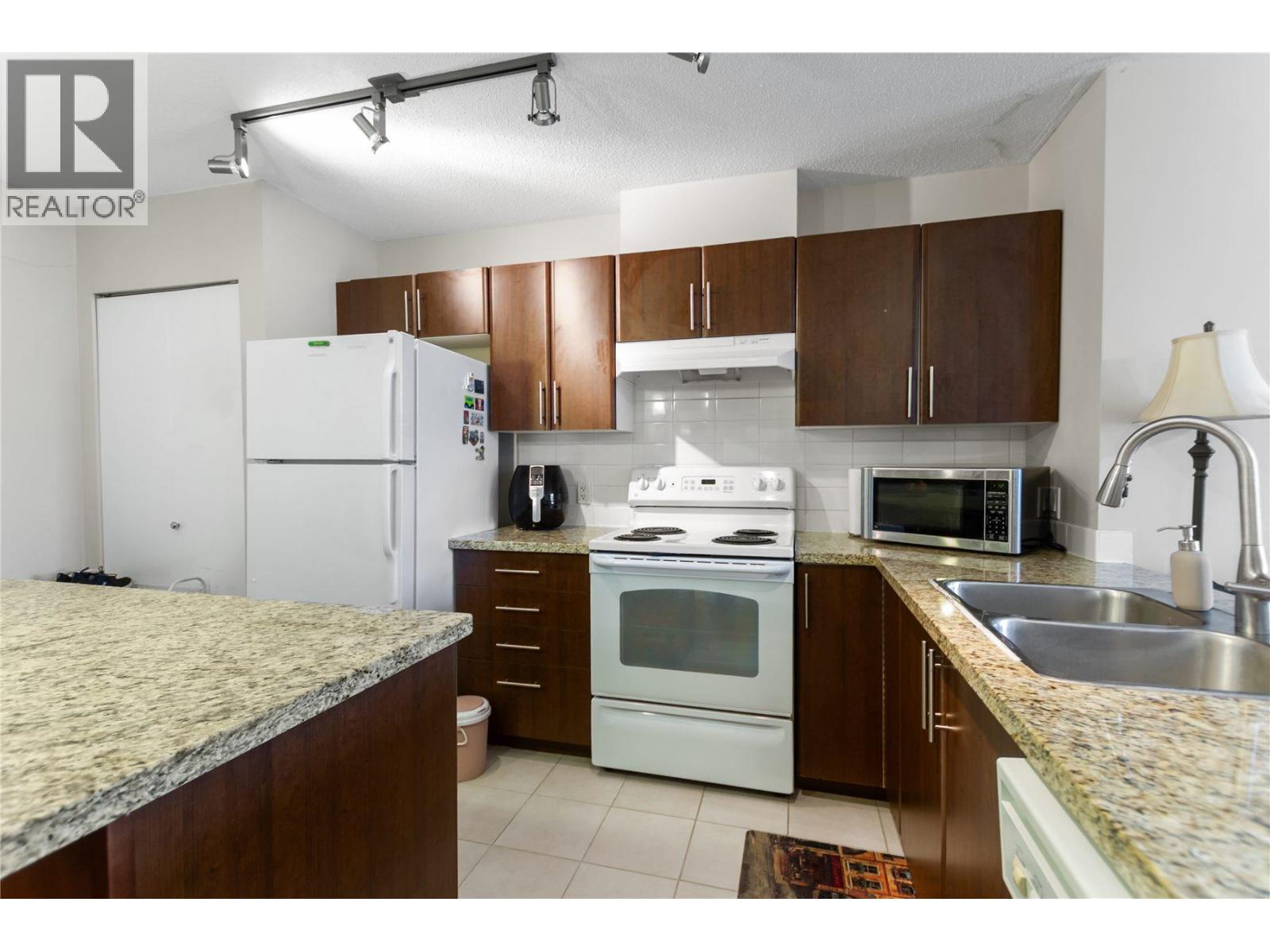 2109 1178 Heffley Crescent Property Photo 11