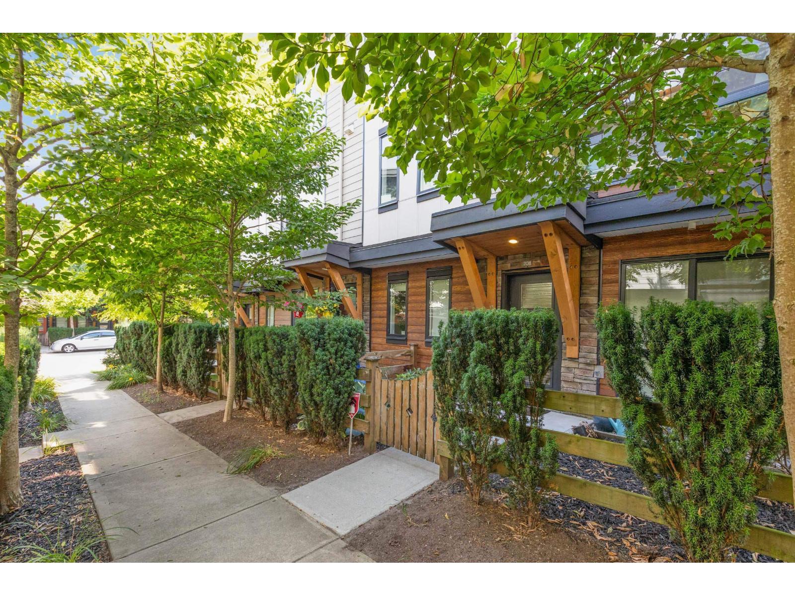 208 16488 64 Avenue Property Photo 1