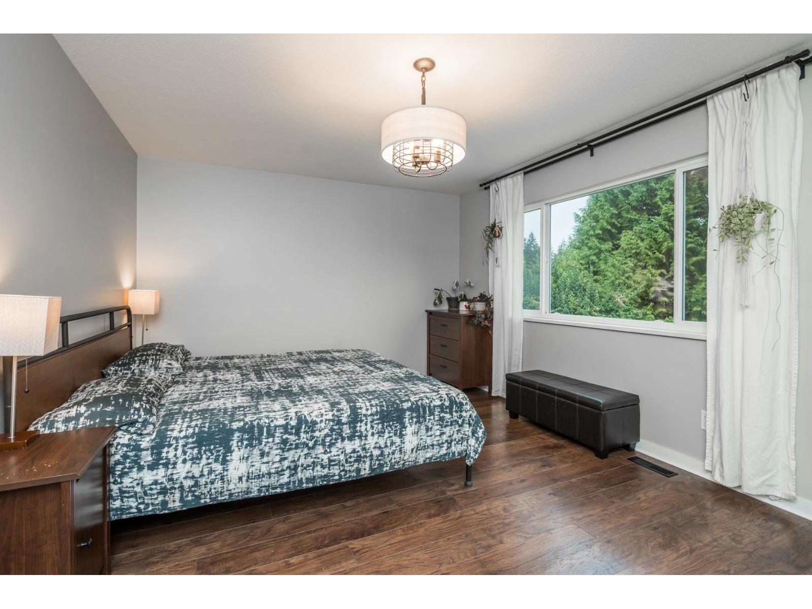 4483 208 Street Property Photo 27