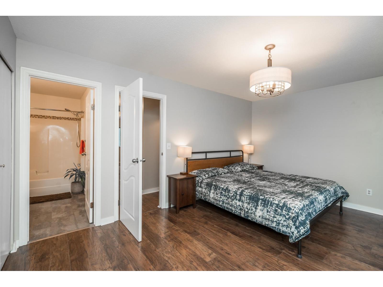 4483 208 Street Property Photo 28