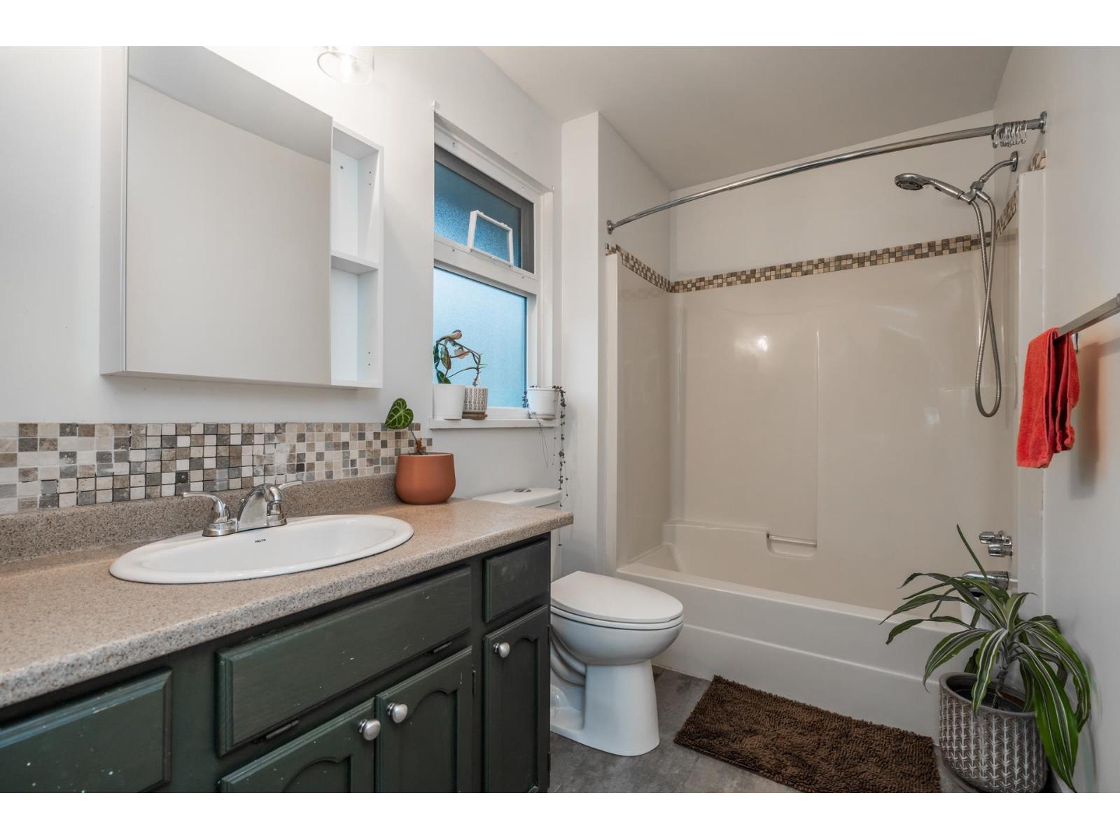 4483 208 Street Property Photo 30