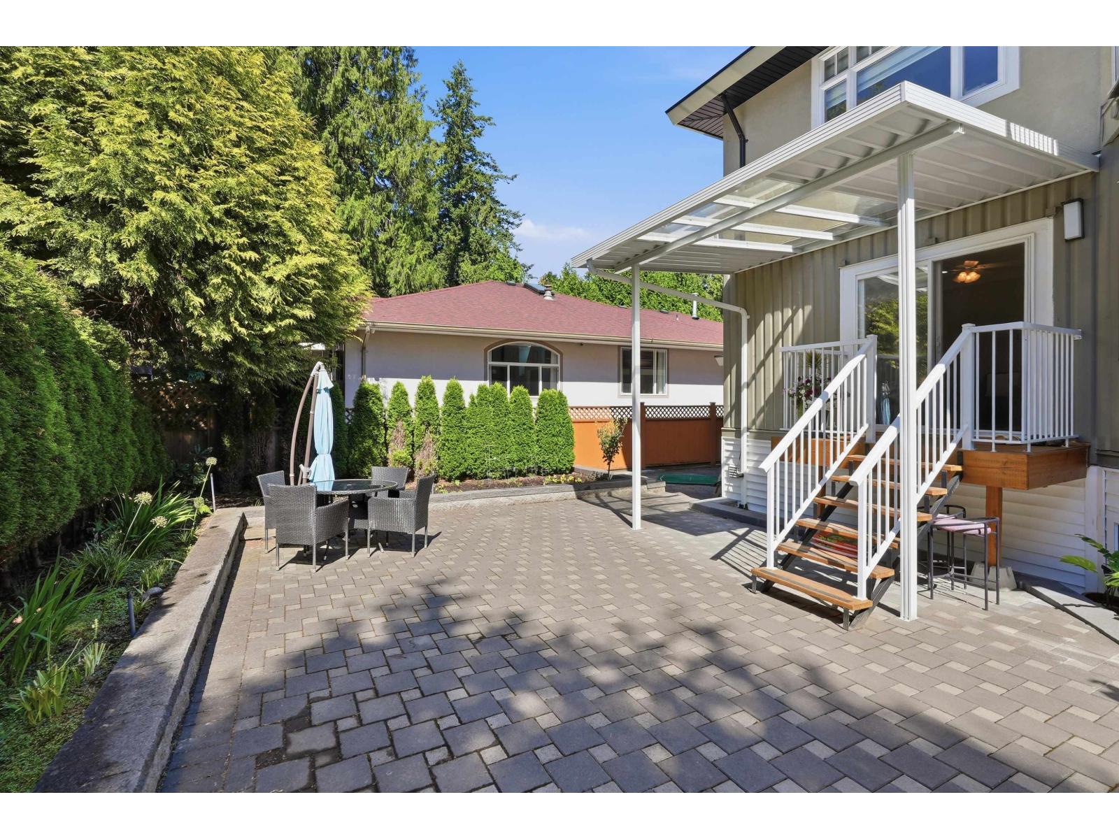 20560 46a Avenue Property Photo 32