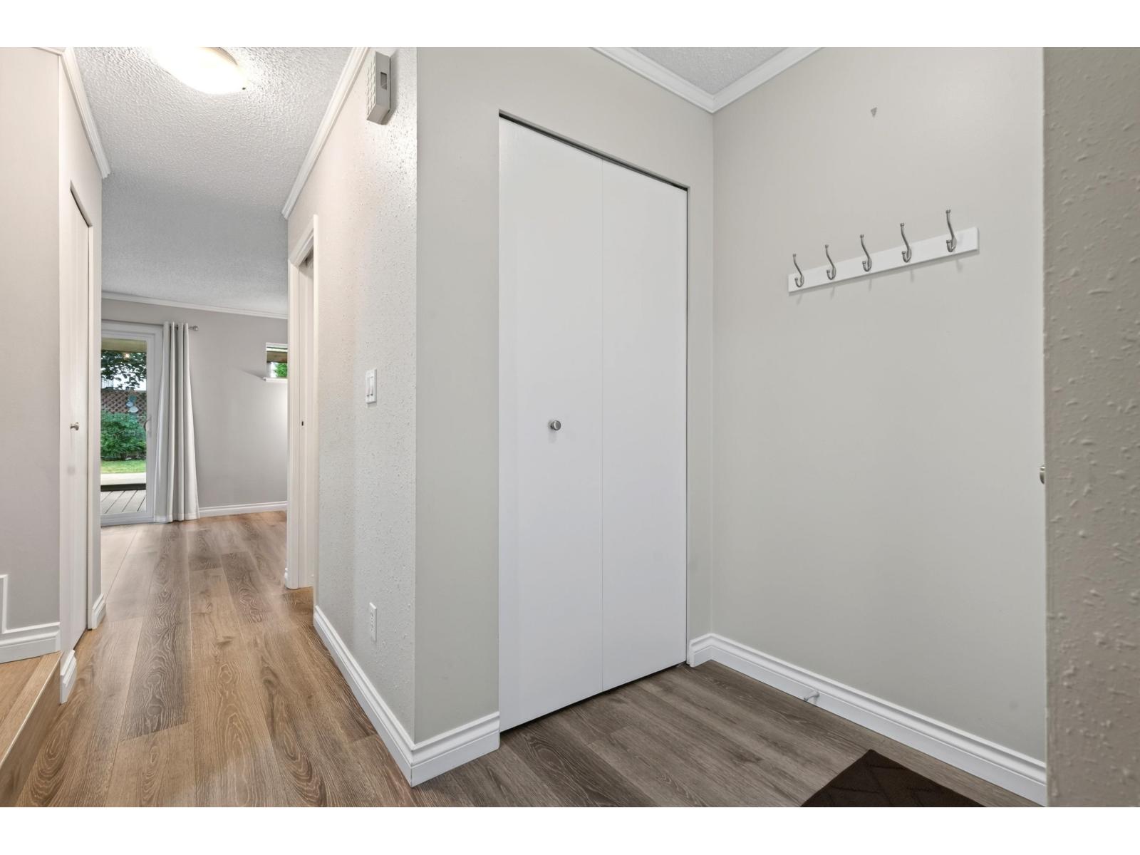 2743 Sandon Drive Property Photo 4