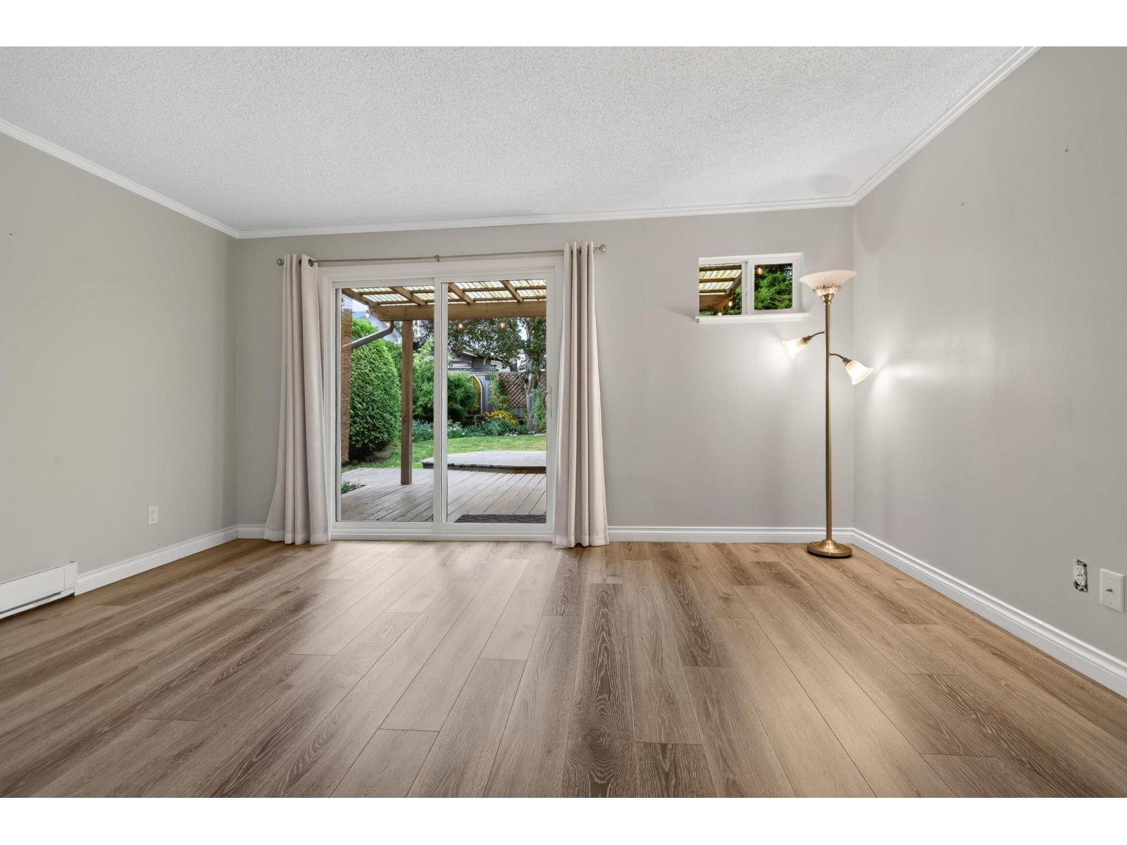 2743 Sandon Drive Property Photo 12
