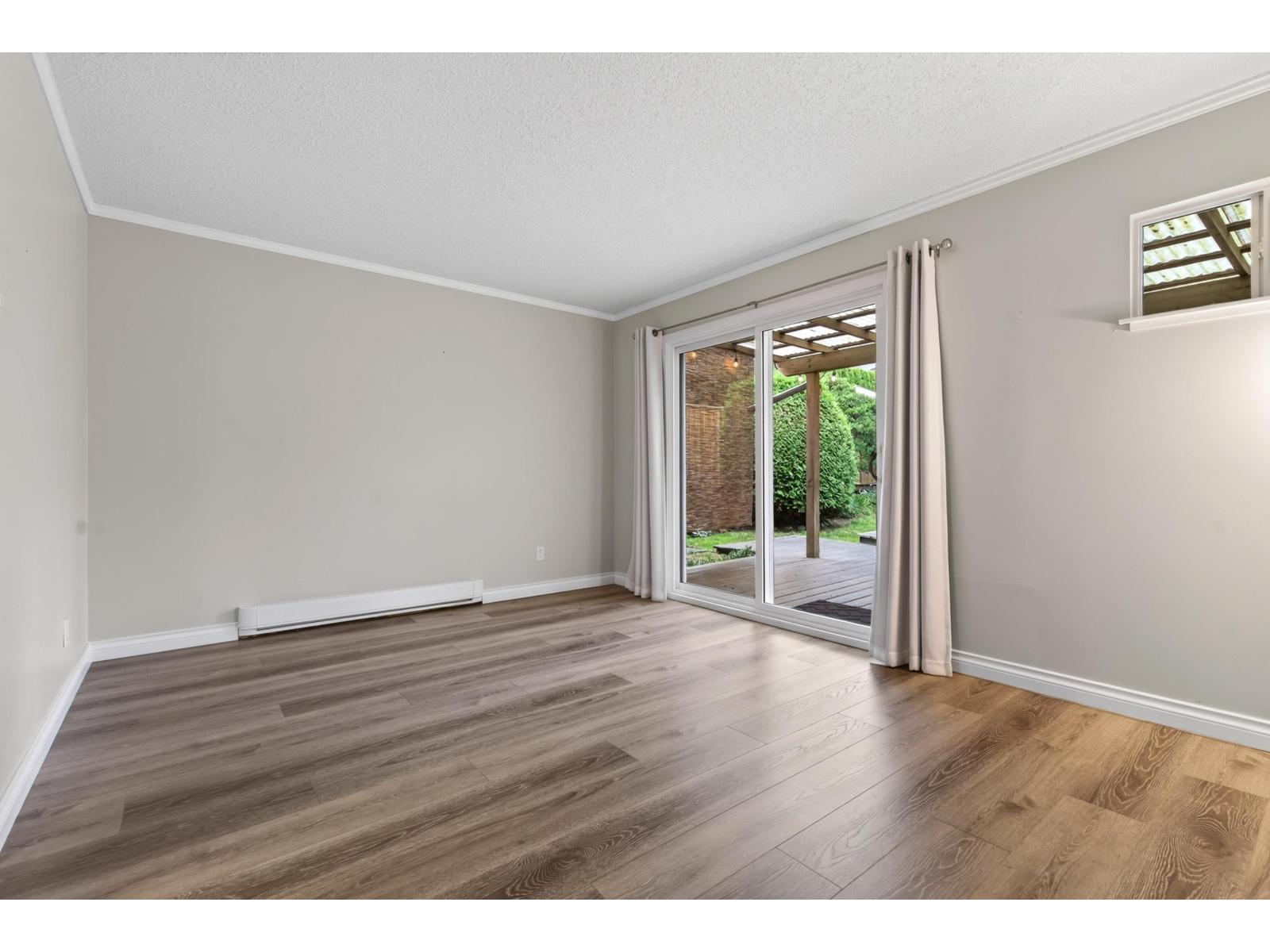 2743 Sandon Drive Property Photo 13