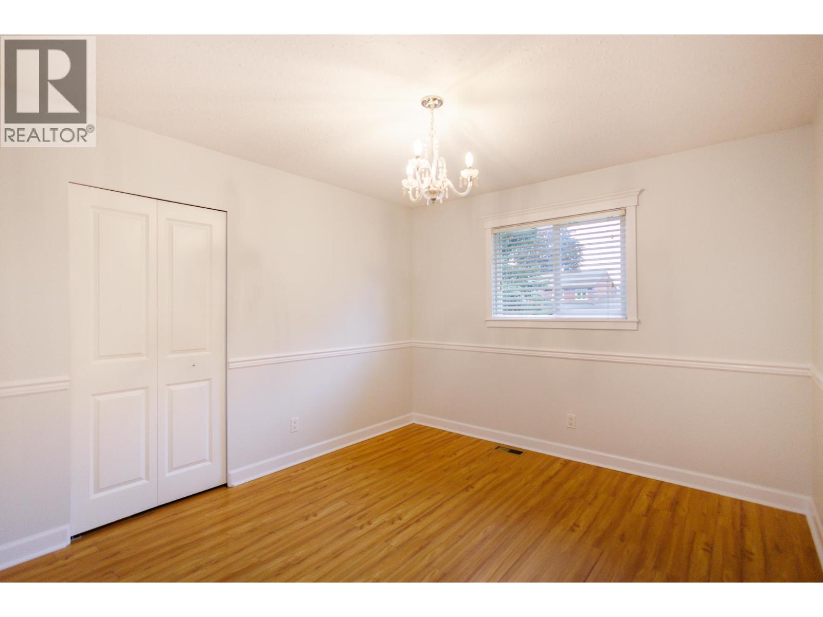 4924 Labelle Avenue Property Photo 12