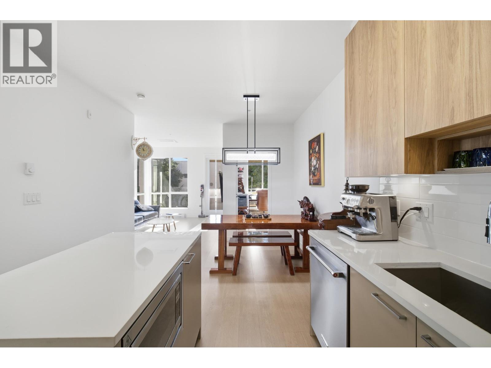 3xx 7588 16th Street Property Photo 11