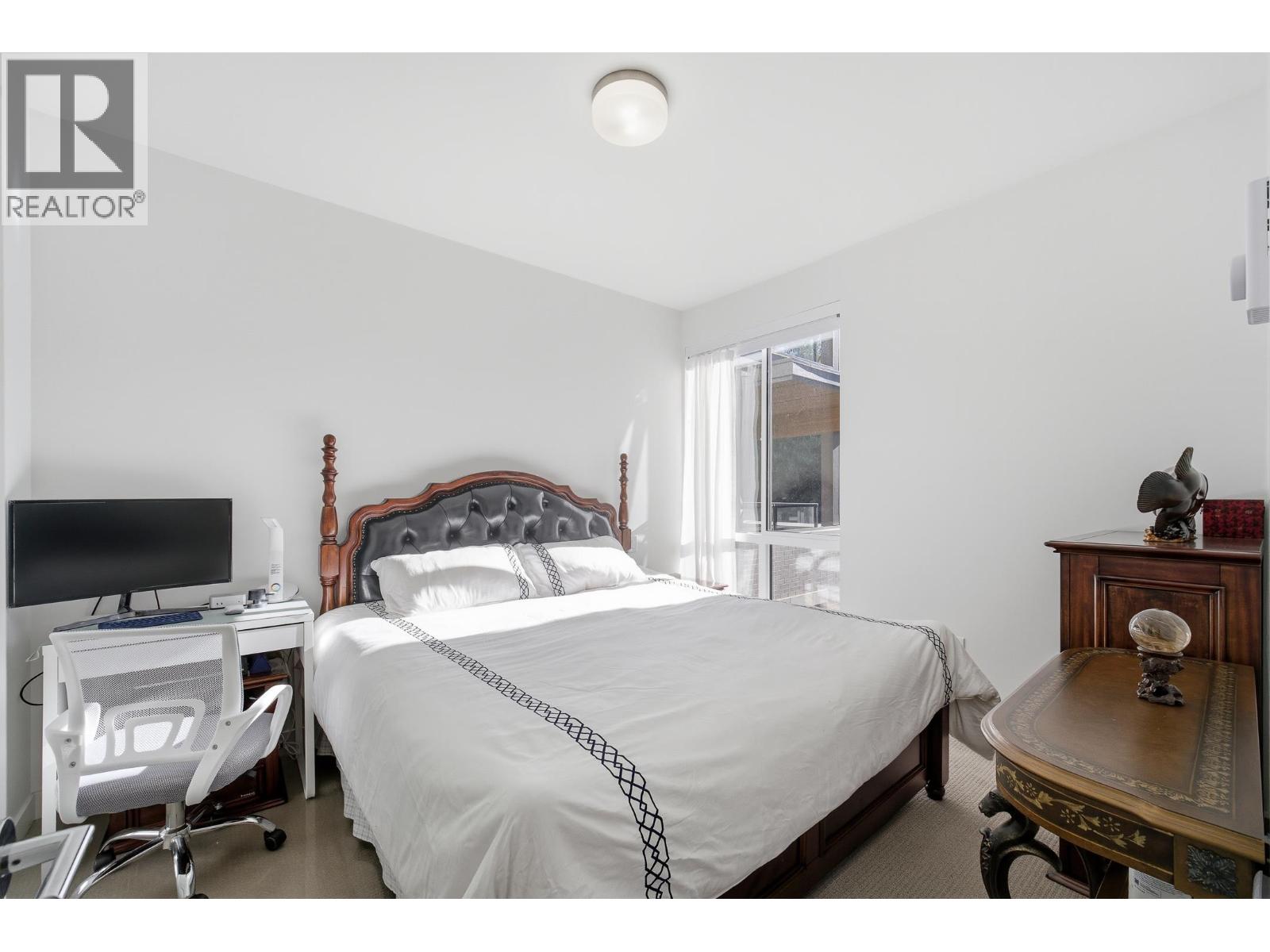 3xx 7588 16th Street Property Photo 14