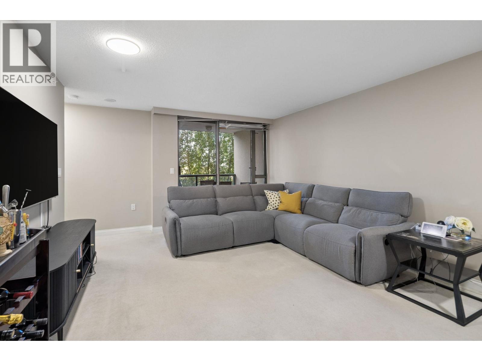 707 7380 Elmbridge Way Property Photo 4