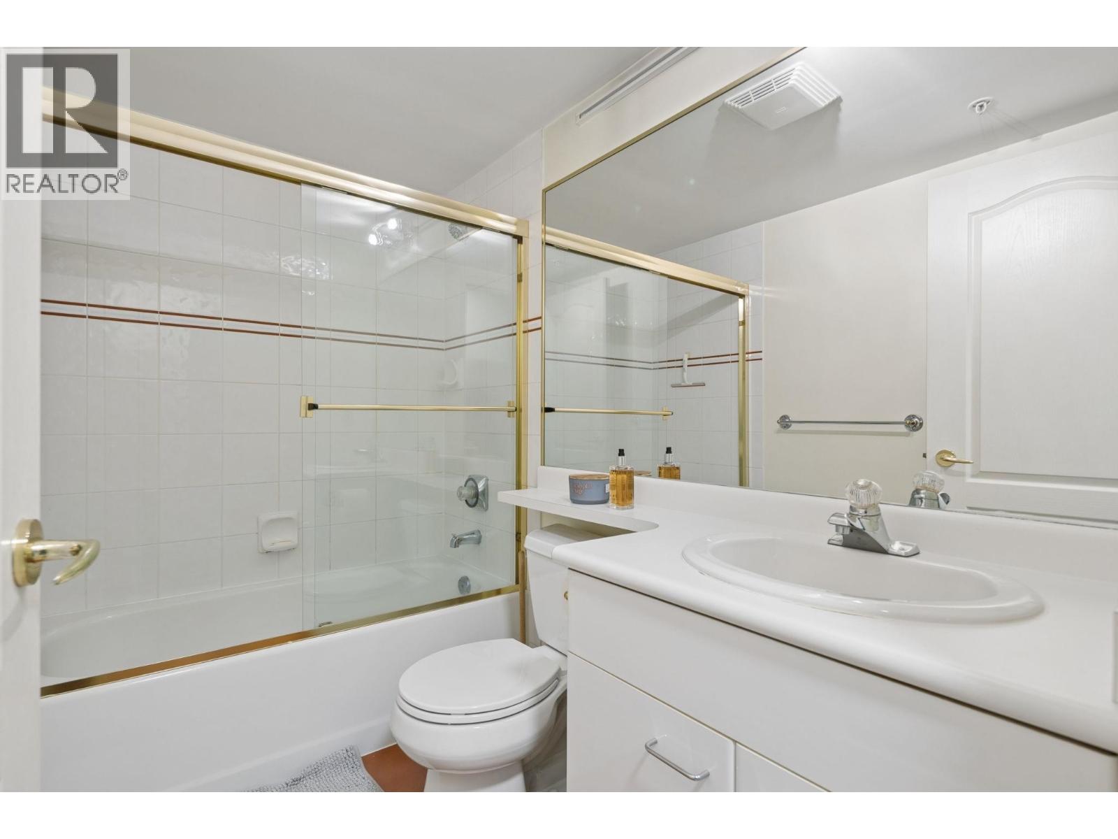 707 7380 Elmbridge Way Property Photo 16