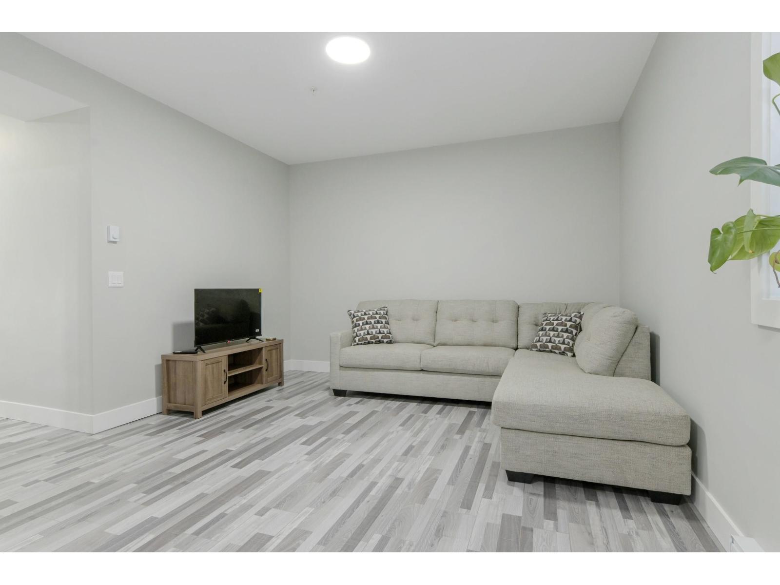 34007 Barker Court Property Photo 26