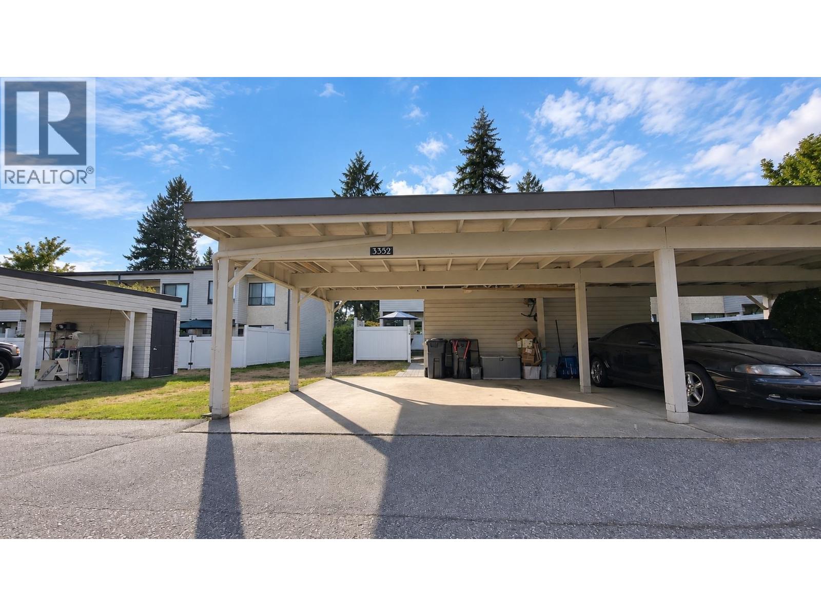 3352 Vincent Street Property Photo 26