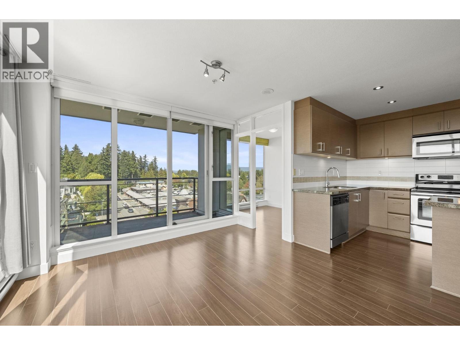603 12069 Harris Road Property Photo 6