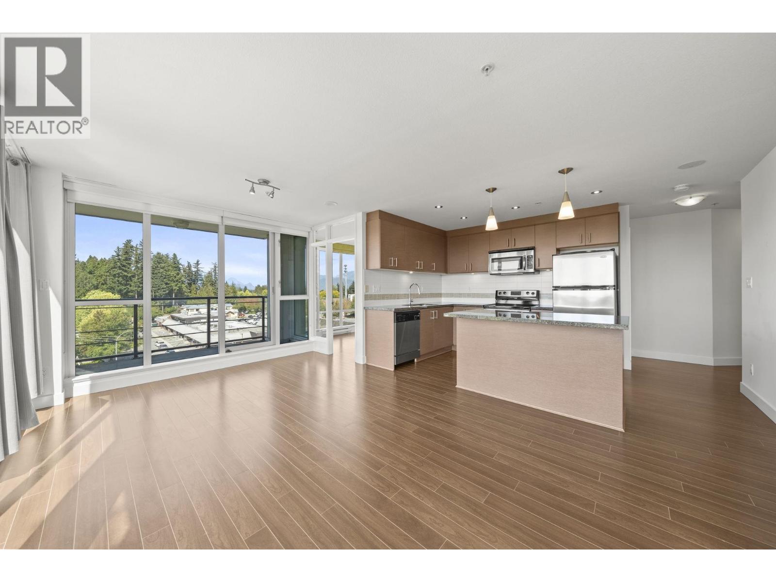 603 12069 Harris Road Property Photo 8