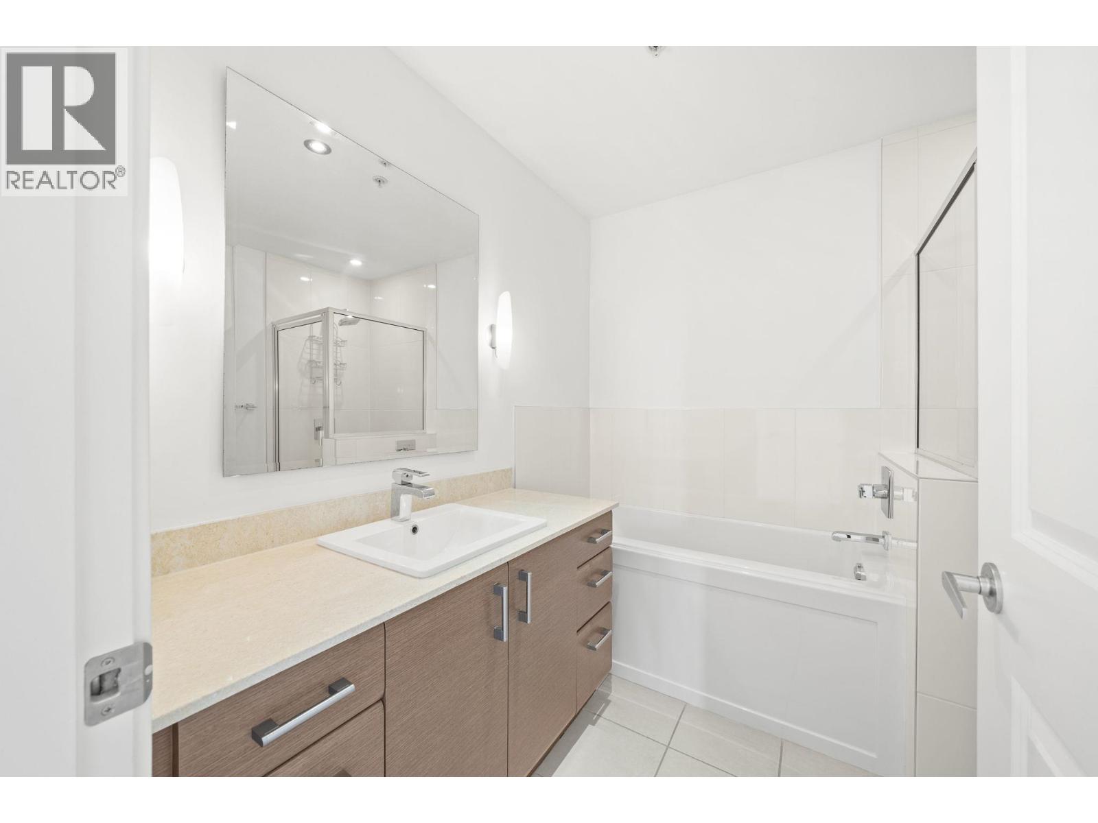 603 12069 Harris Road Property Photo 24