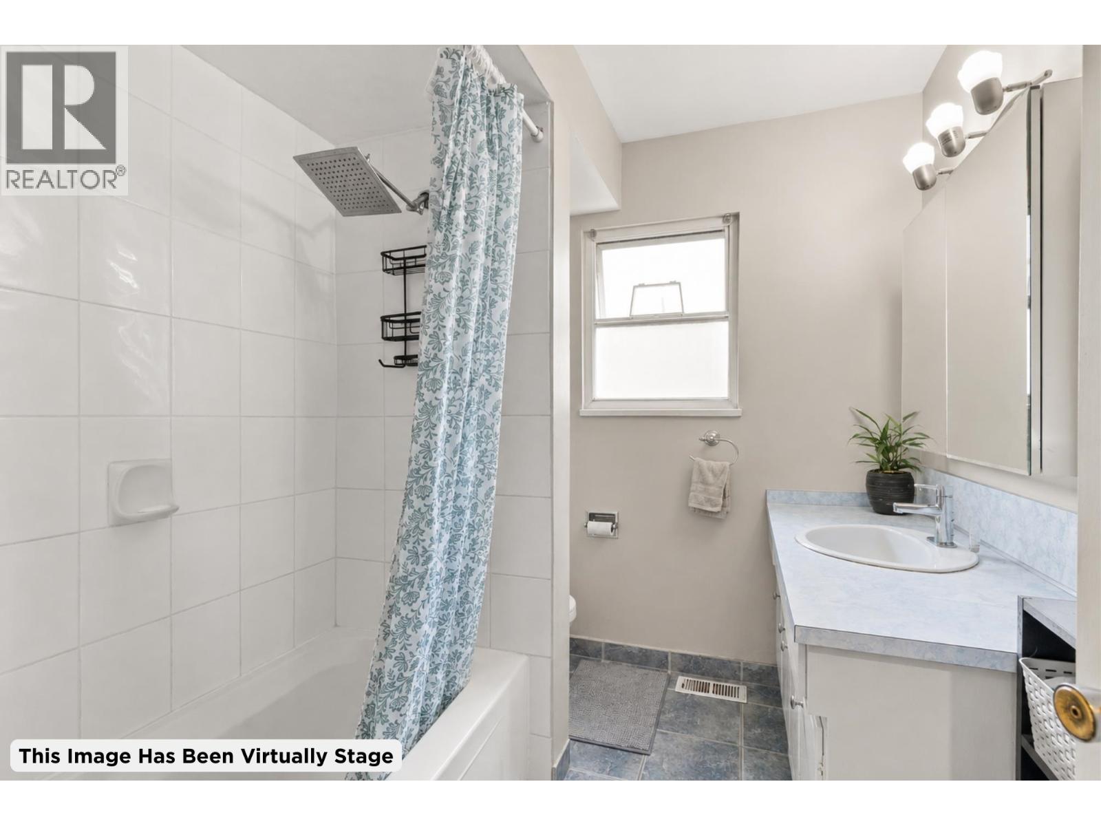 10151 Rosedene Crescent Property Photo 12
