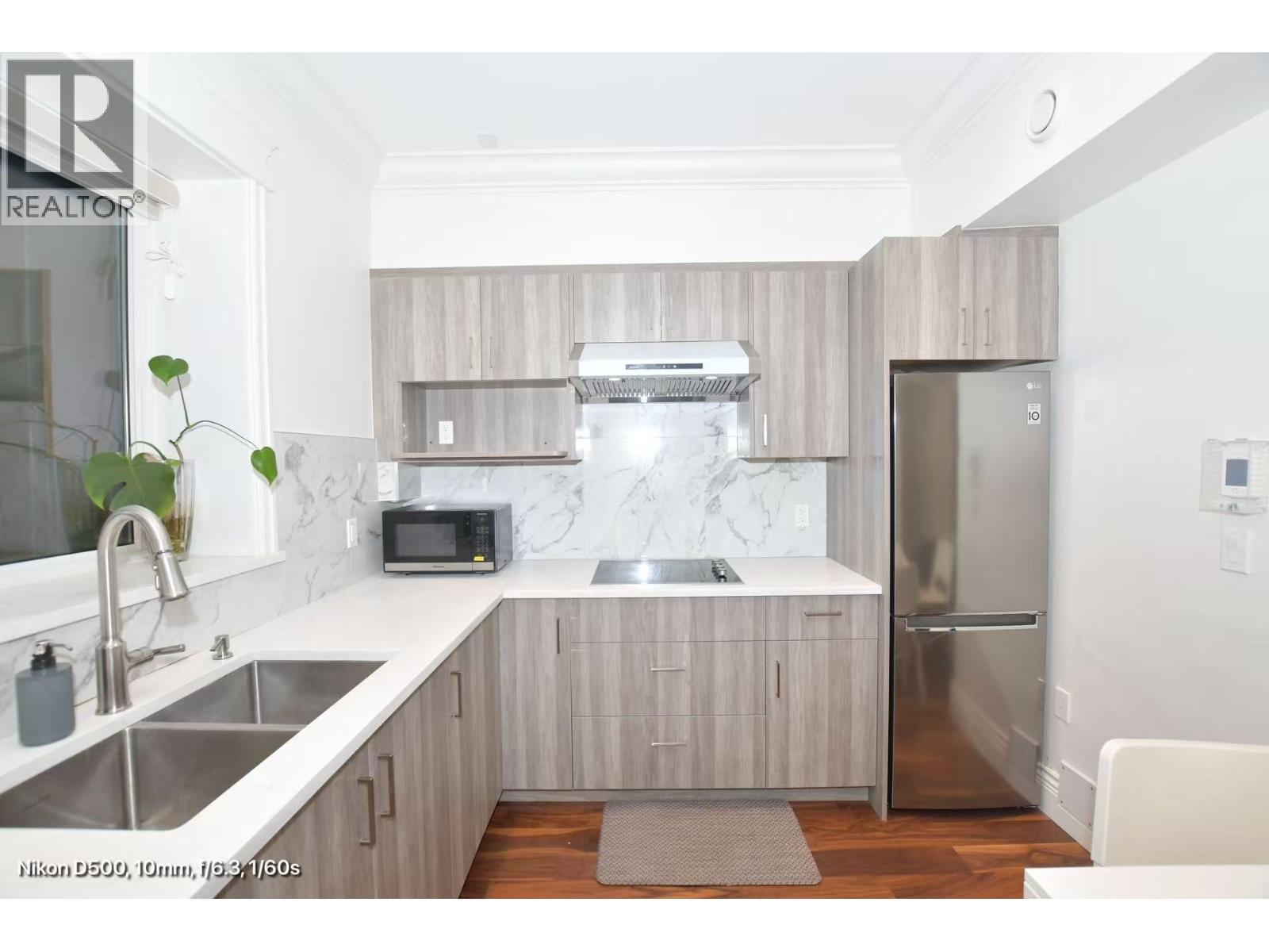 1151 W 21ST STREET