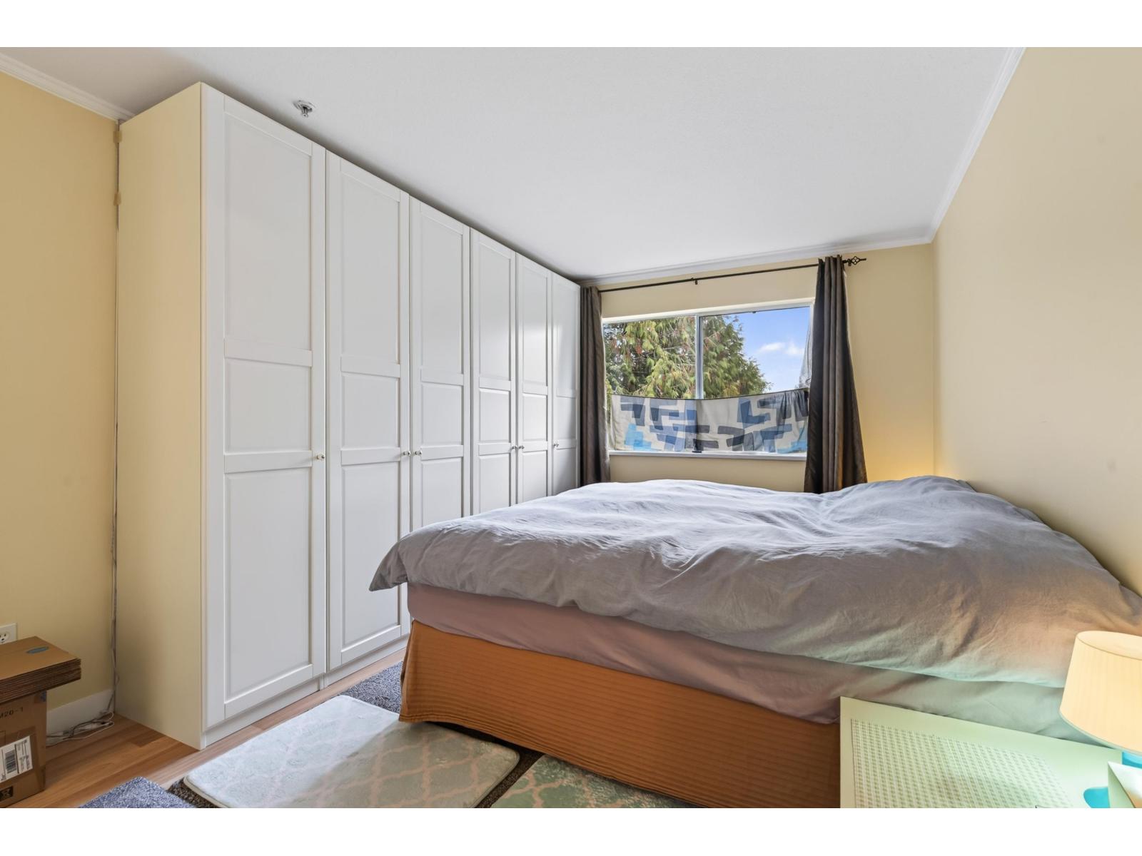 413 2962 Trethewey Street Property Photo 22
