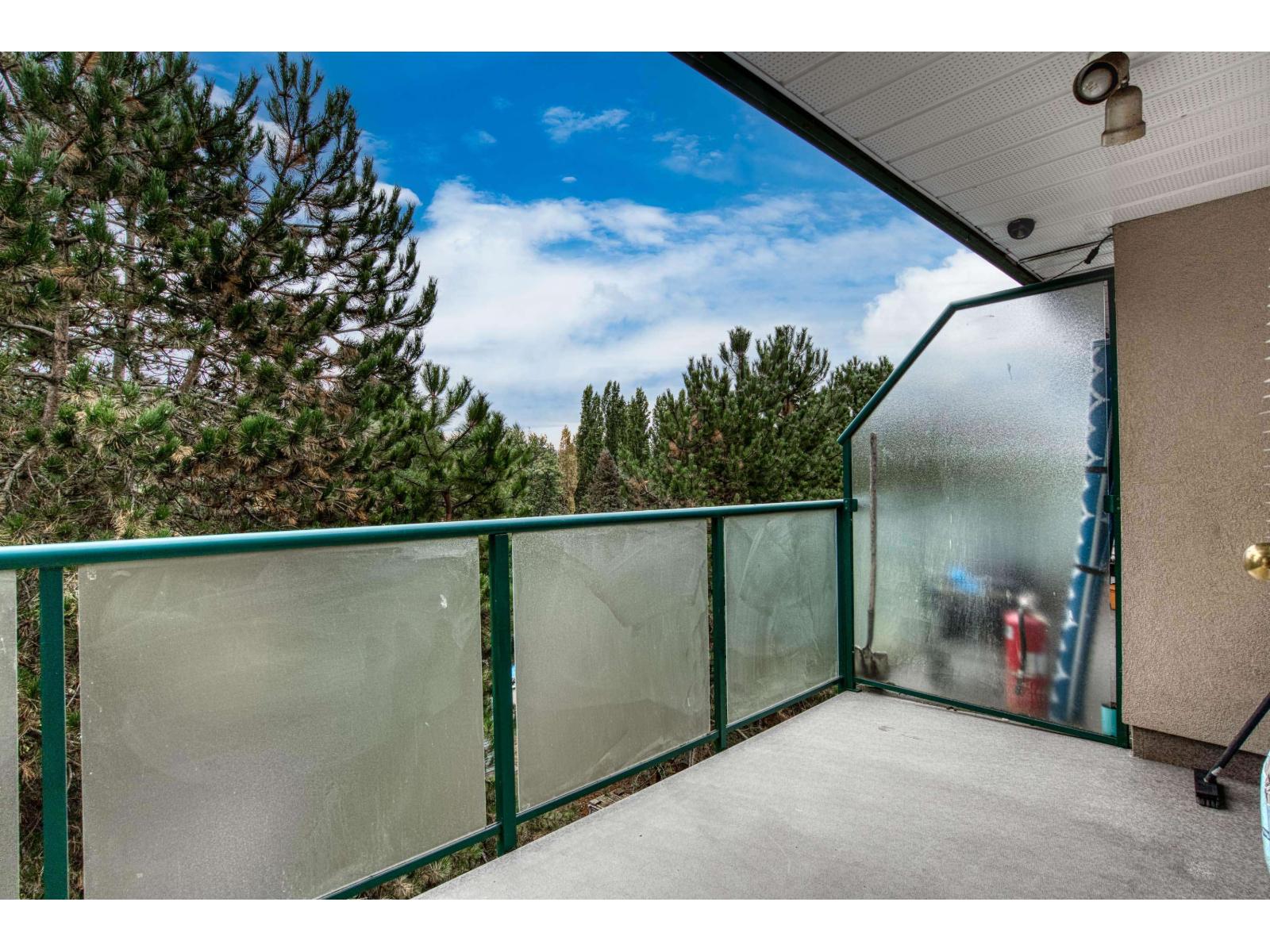 413 2962 Trethewey Street Property Photo 27