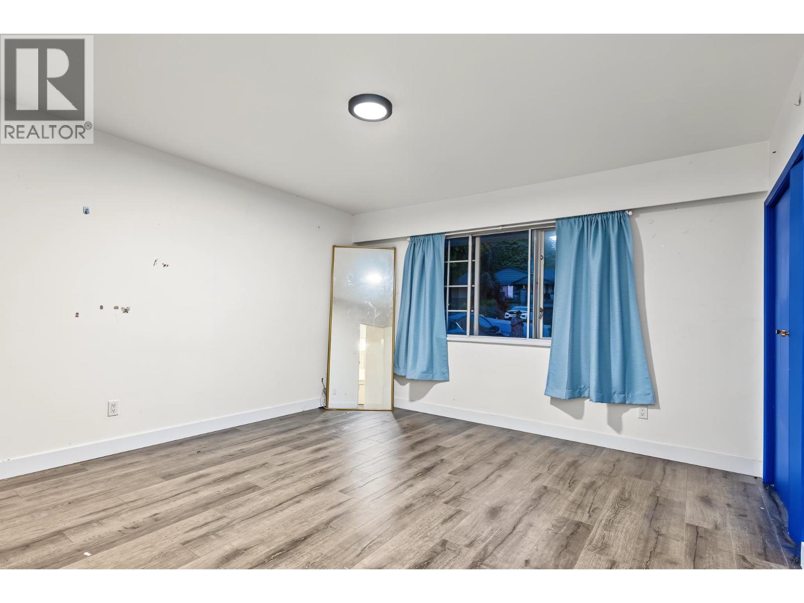410 Ashley Street Property Photo 10