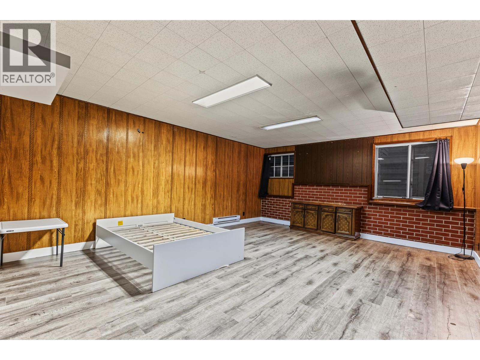 410 Ashley Street Property Photo 15