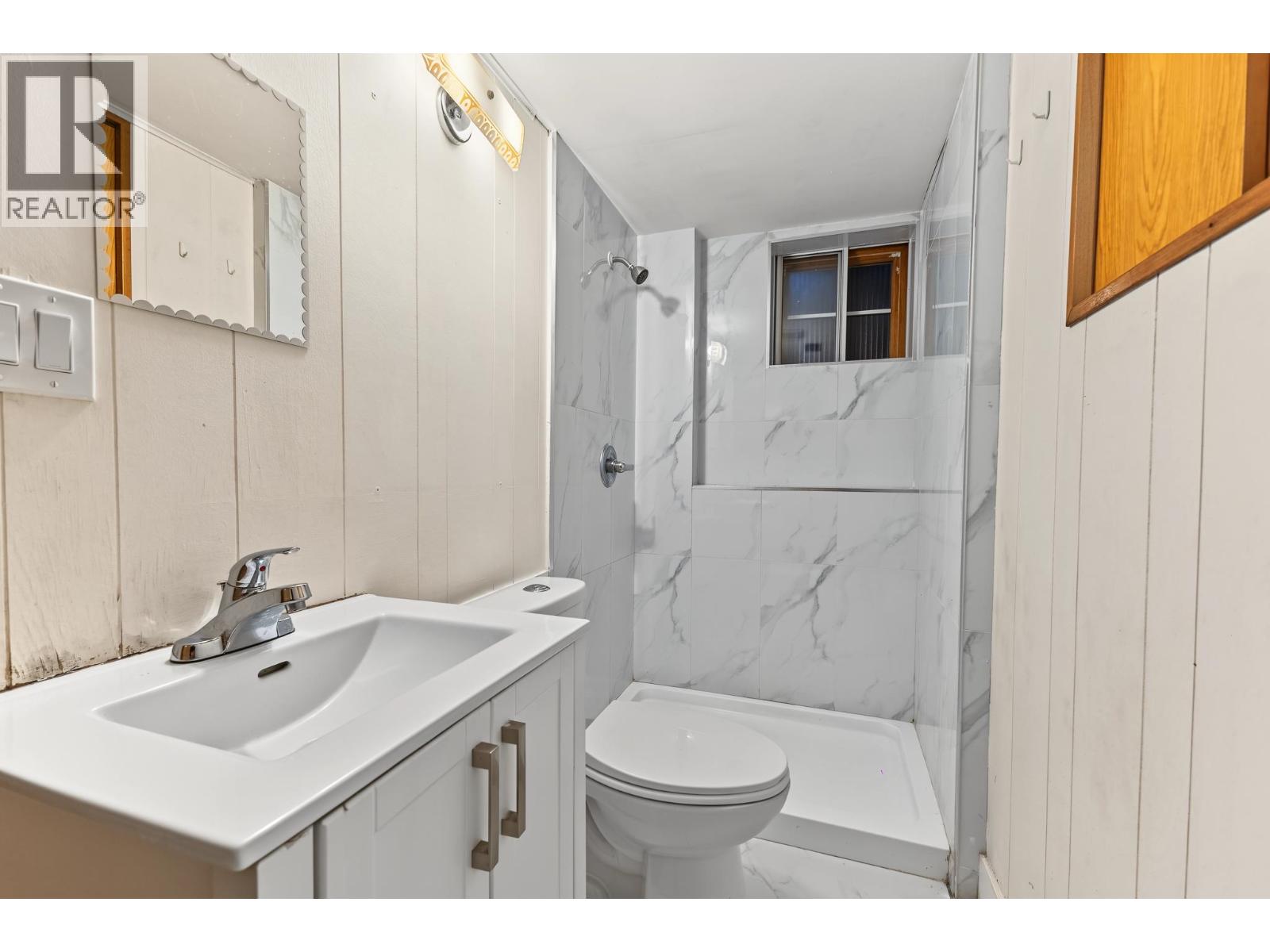 410 Ashley Street Property Photo 17