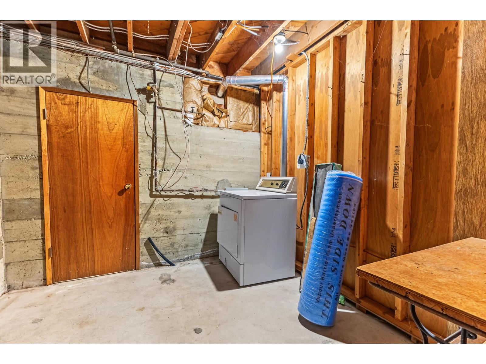 410 Ashley Street Property Photo 18