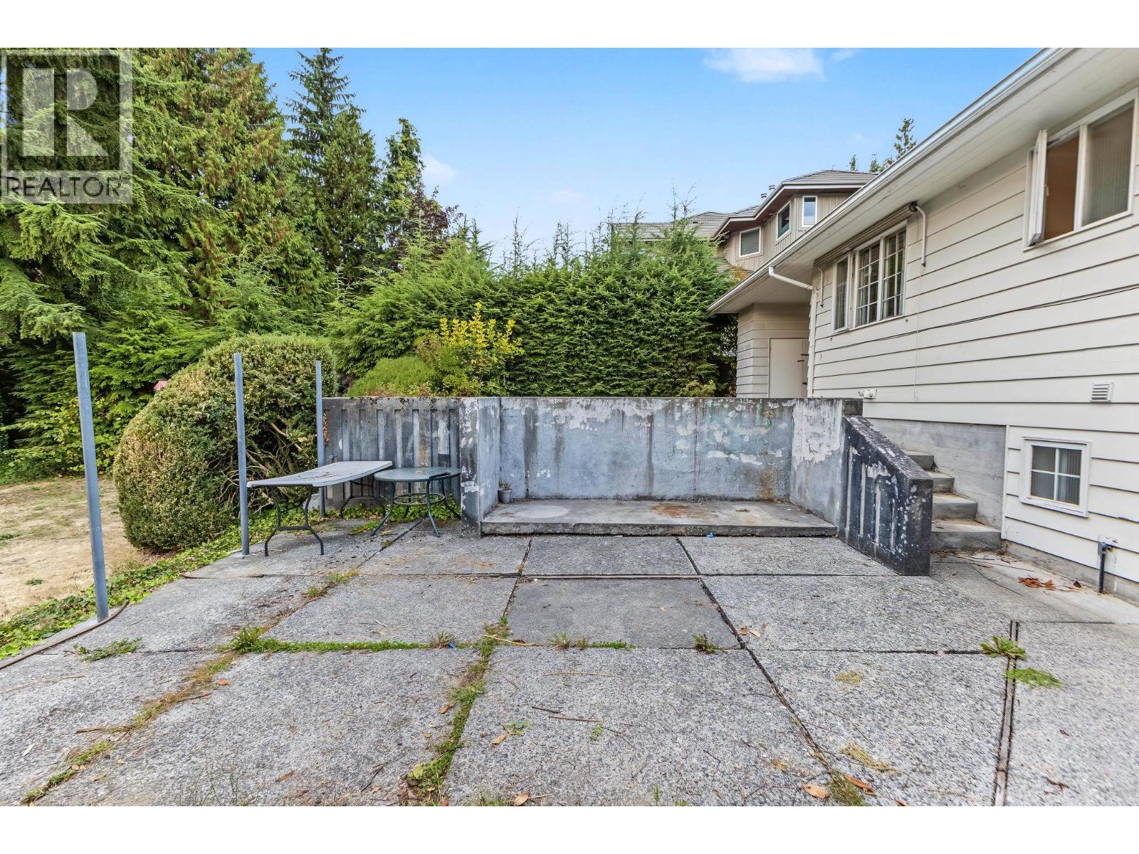410 Ashley Street Property Photo 23