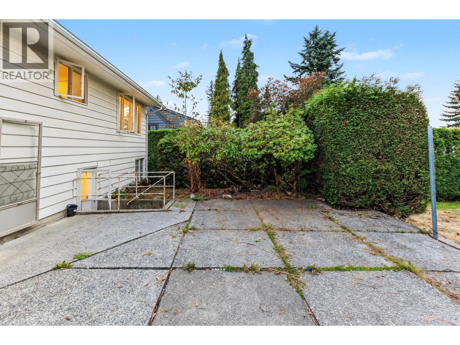 410 Ashley Street Property Photo 24