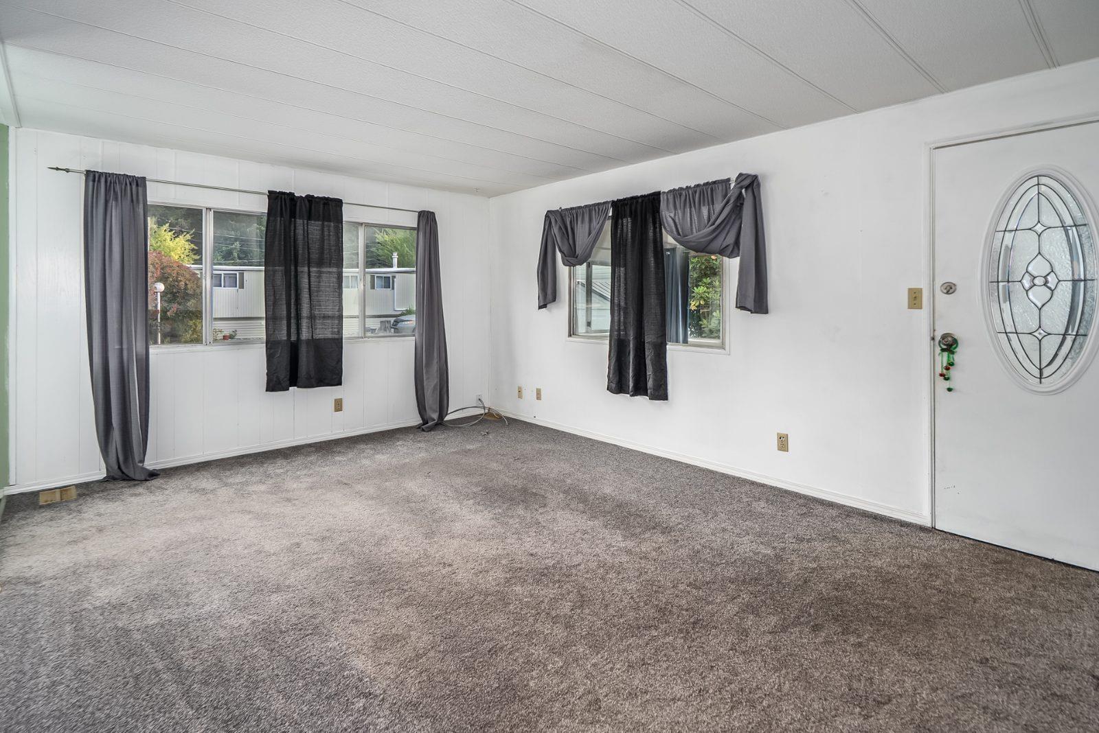 21 3031 200 Street Property Photo 2