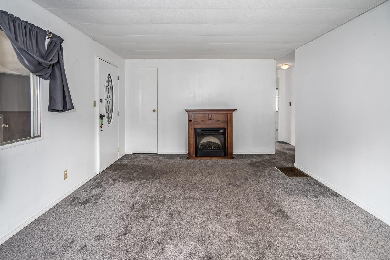 21 3031 200 Street Property Photo 7