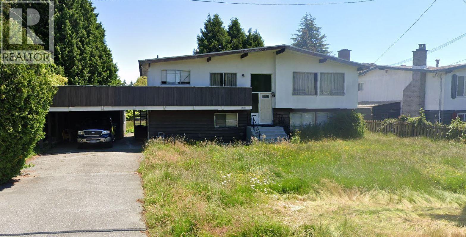 2200 MCLENNAN AVENUE Property Photo 1