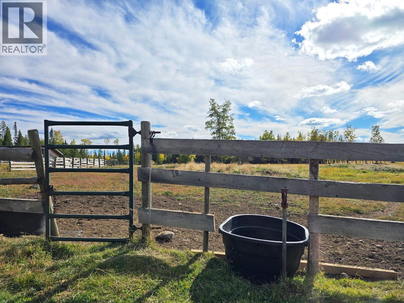 495 Jackpine Road Property Photo 4